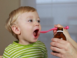 Nếu con bạn bị ho, ho có đờm, khò khè, viêm họng, viêm phế quản, hen phế quản tái đi tái lại thì đừng bỏ quả bài viết này nhé