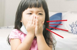 Đừng để sự dịu dàng của thời tiết Thu Đông đánh lừa vì đây chính là thời điểm trẻ rất dễ bị tấn công bởi các bệnh hô hấp đó mẹ ơi! Cần hết sức cẩn...